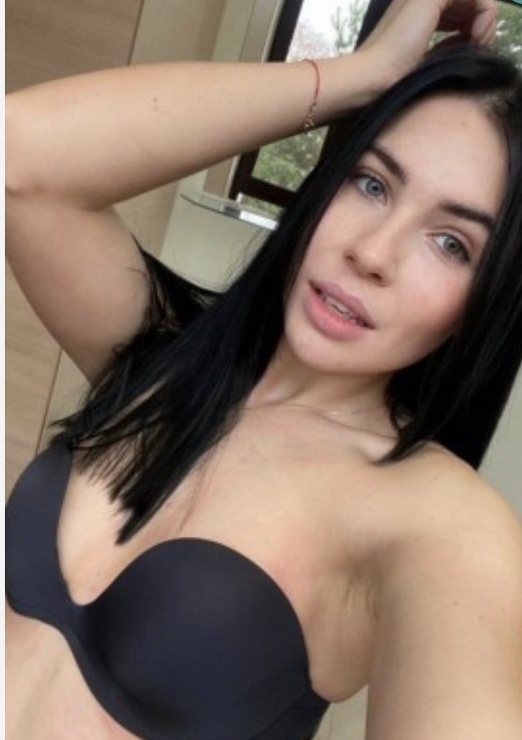 Проститутка Санкт-Петербурга Лиана - интим услуги у метро Волковская