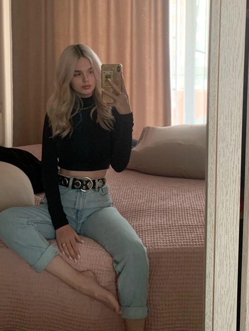 Шлюха  Санкт-Петербурга Ангелина Беговая +7(981)167-67-19 - фото 